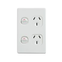 4C | Elegant Double Power Point 250V 10A | Vertical