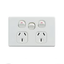 4C | Elegant Double Power Point 250V 10A with Extra Switch - Horizontal