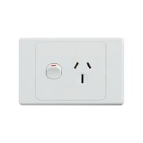 4C | Ultima Single Power Point 250V 15A | Horizontal